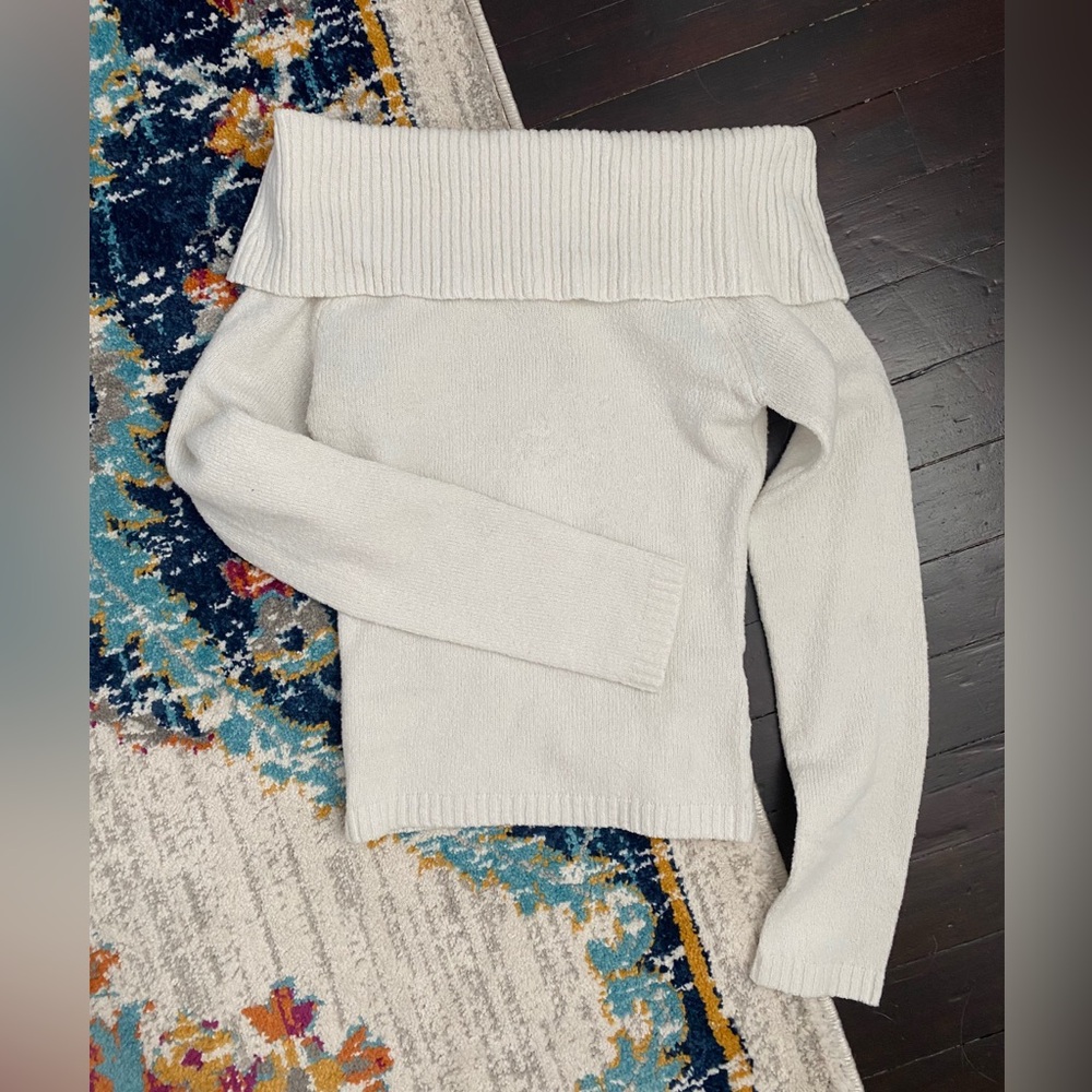Geri Off-Shoulder Ribbed Sweater - Picture 4 of 6